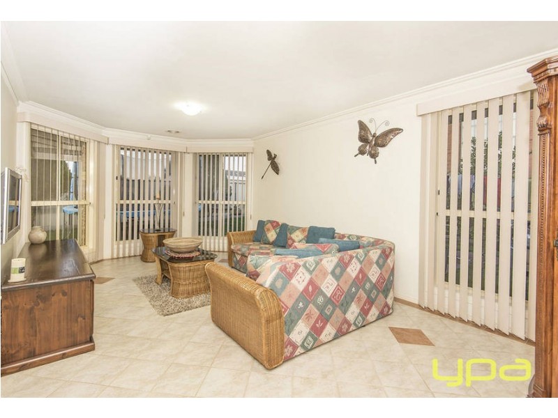 68 Watervale Blvd, Taylors Hill VIC 3037