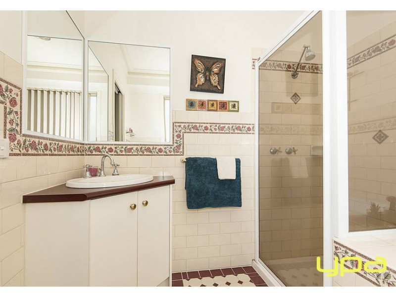 68 Watervale Blvd, Taylors Hill VIC 3037