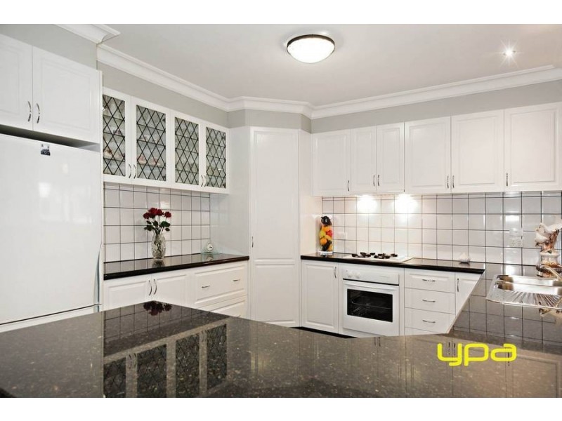 24 Jamieson Terrace, Taylors Hill VIC 3037