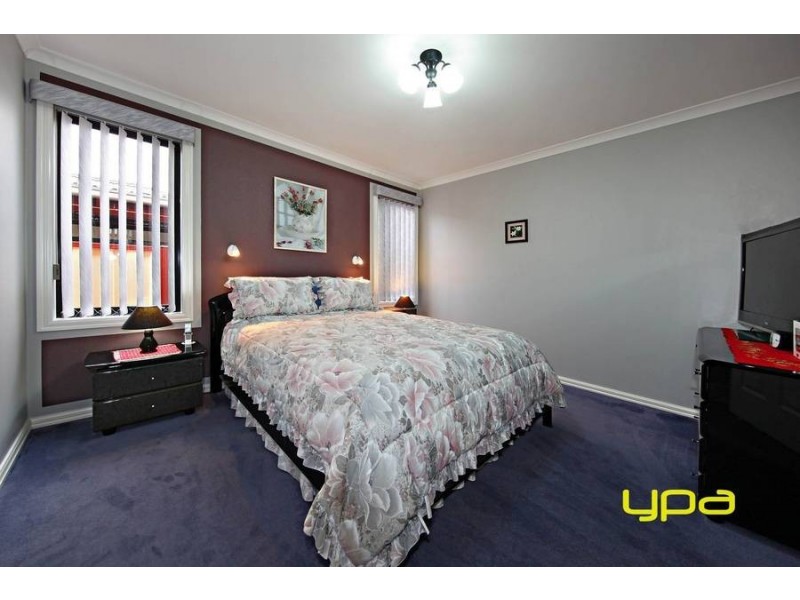 24 Jamieson Terrace, Taylors Hill VIC 3037