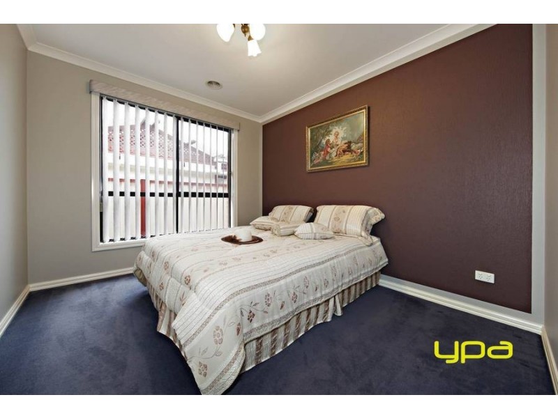 24 Jamieson Terrace, Taylors Hill VIC 3037