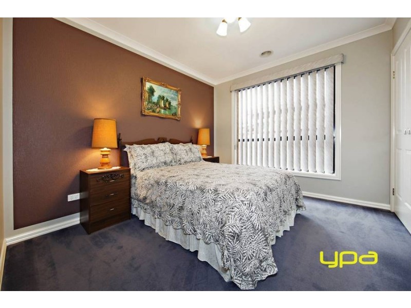 24 Jamieson Terrace, Taylors Hill VIC 3037