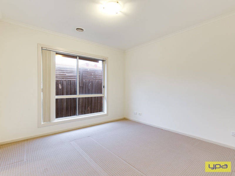 8A Shields Court, Sydenham VIC 3037