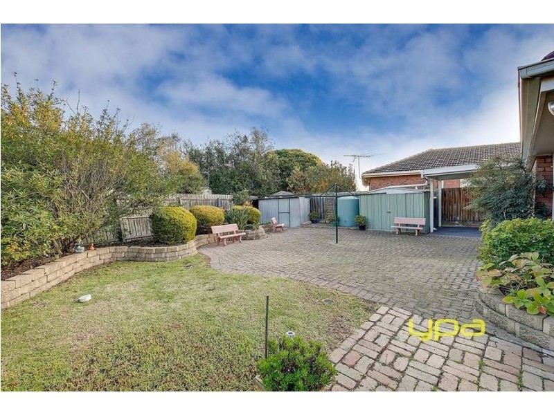 15 Homestead Drive, Keilor Downs VIC 3038