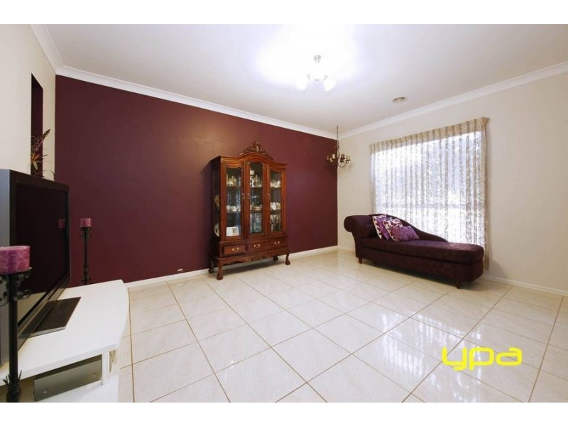 81 George Street, Taylors Hill VIC 3037