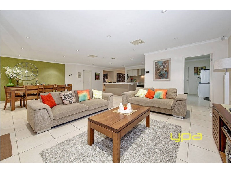 79 Jacaranda Drive, Taylors Hill VIC 3037