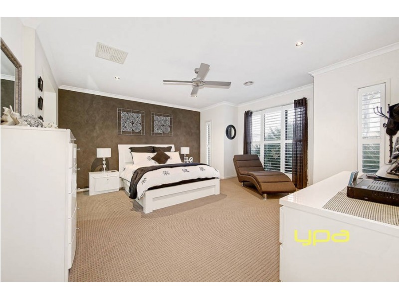 79 Jacaranda Drive, Taylors Hill VIC 3037