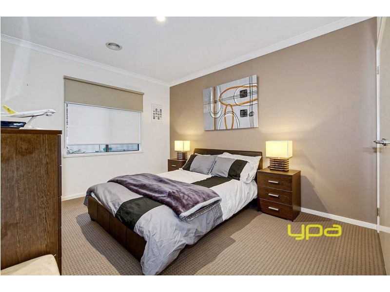 79 Jacaranda Drive, Taylors Hill VIC 3037