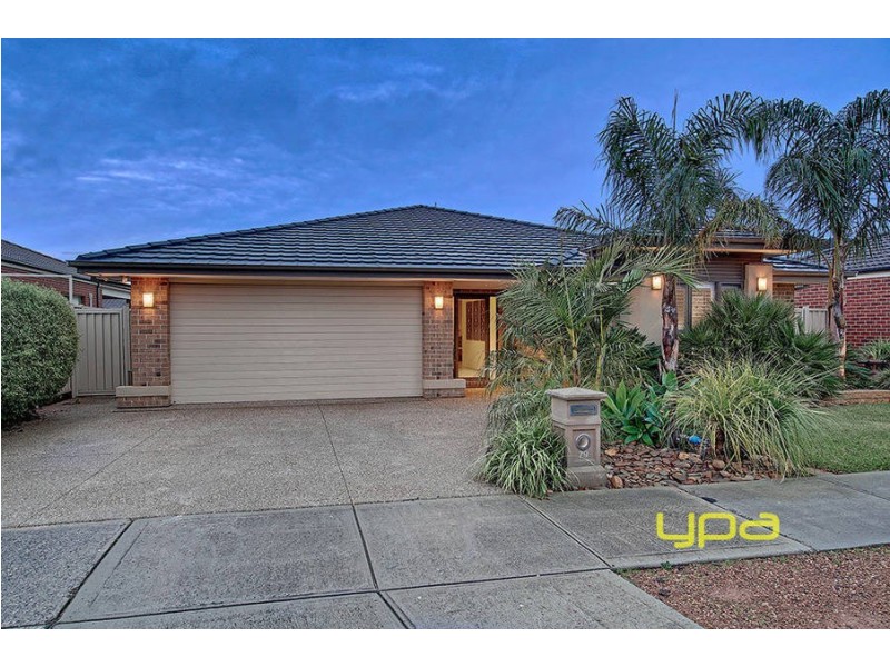 79 Jacaranda Drive, Taylors Hill VIC 3037