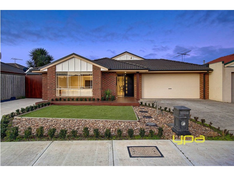 25 Santolin Drive, Hillside VIC 3037