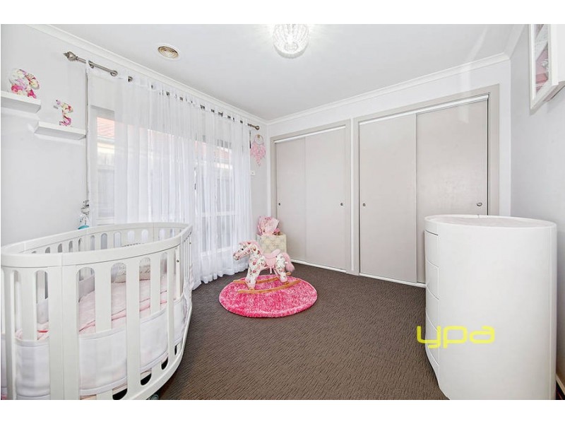 25 Santolin Drive, Hillside VIC 3037