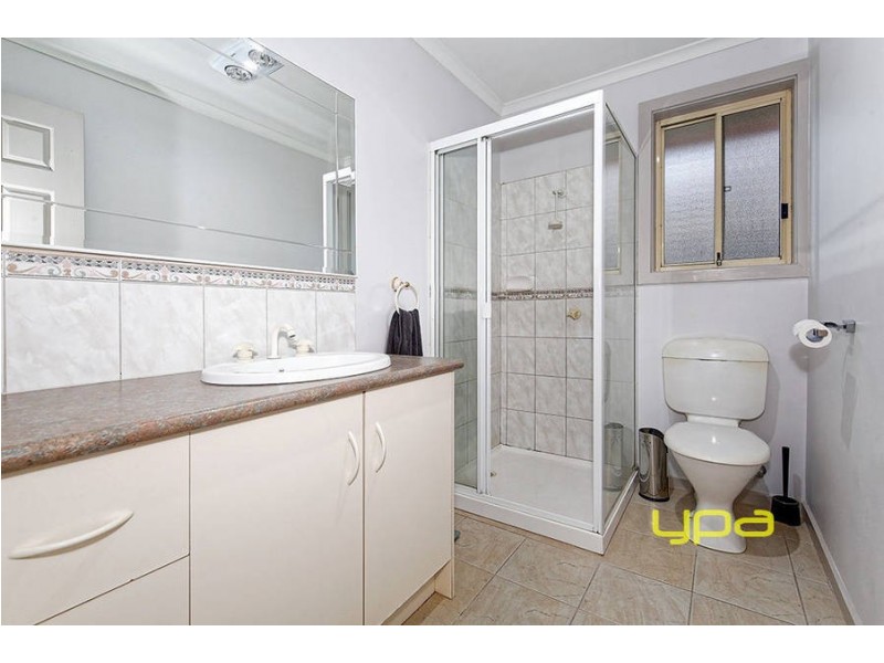 25 Santolin Drive, Hillside VIC 3037