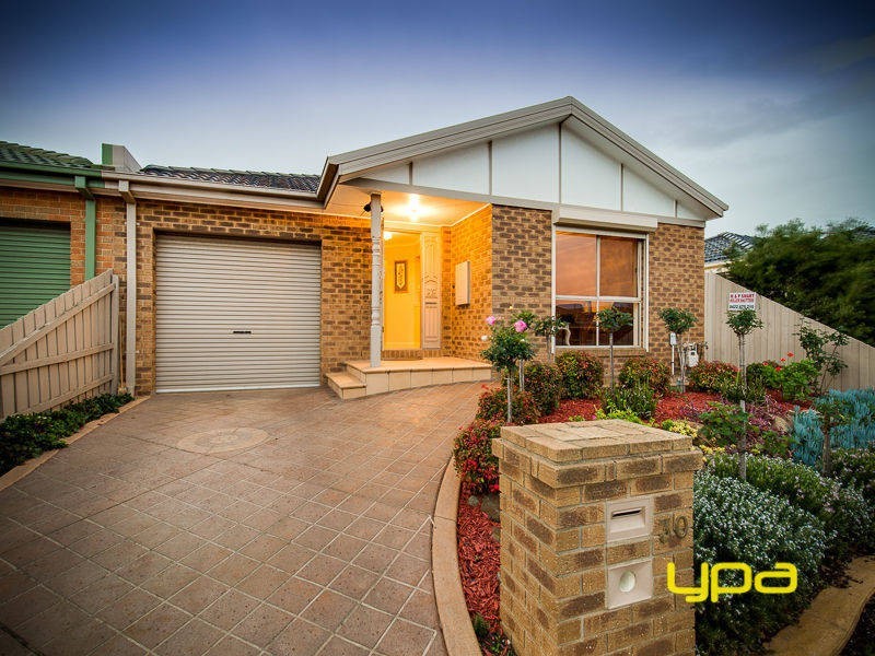 30 Bungarim Wynd, Sydenham VIC 3037