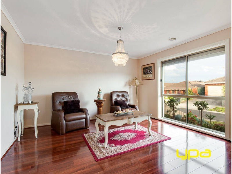 30 Bungarim Wynd, Sydenham VIC 3037