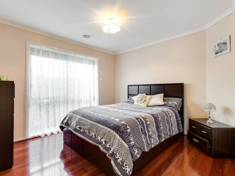 30 Bungarim Wynd, Sydenham VIC 3037