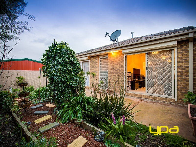 30 Bungarim Wynd, Sydenham VIC 3037