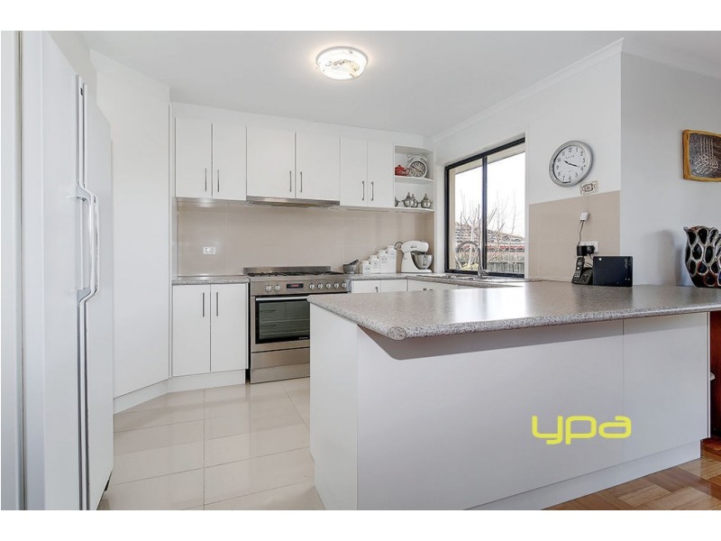 31 Kenswick Drive, Hillside VIC 3037