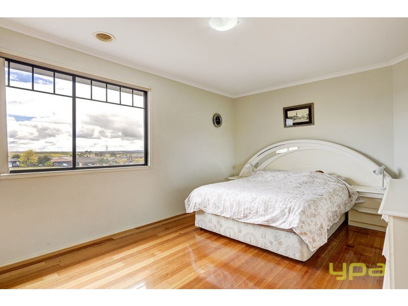 31 Kenswick Drive, Hillside VIC 3037