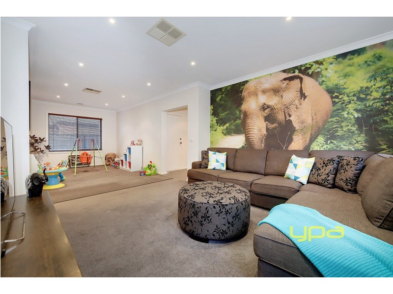 36 Domain Drive, Hillside VIC 3037