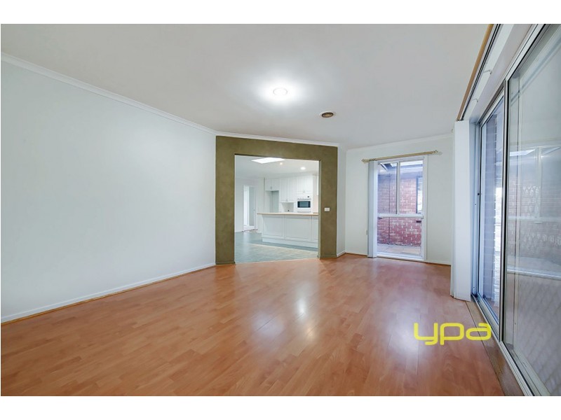 8 Penshurst Court, Hillside VIC 3037