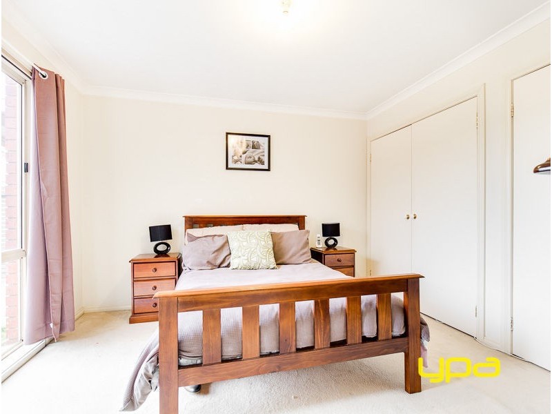 1/27 Yeats Drive, Delahey VIC 3037