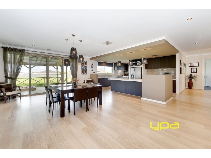 20 Laburnum Place, Hillside VIC 3037