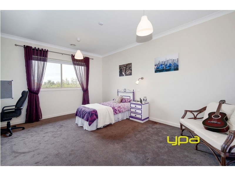 20 Laburnum Place, Hillside VIC 3037