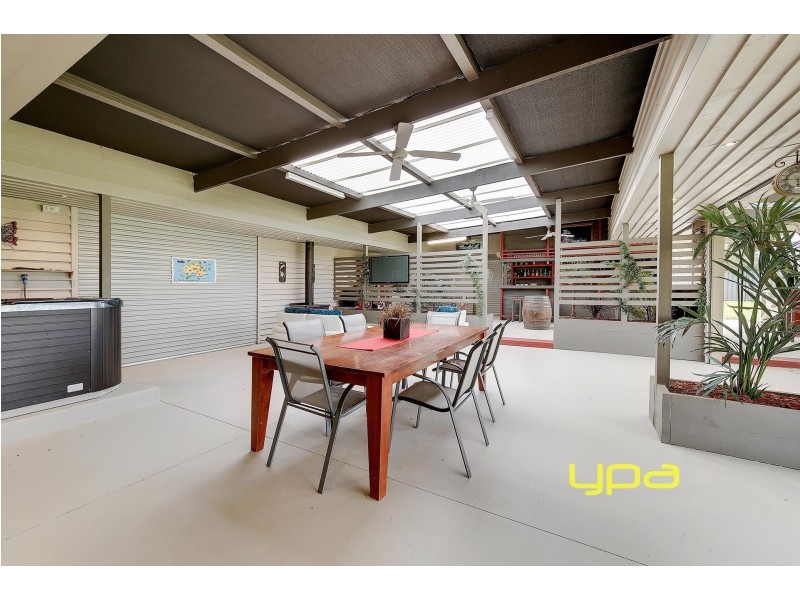 20 Laburnum Place, Hillside VIC 3037