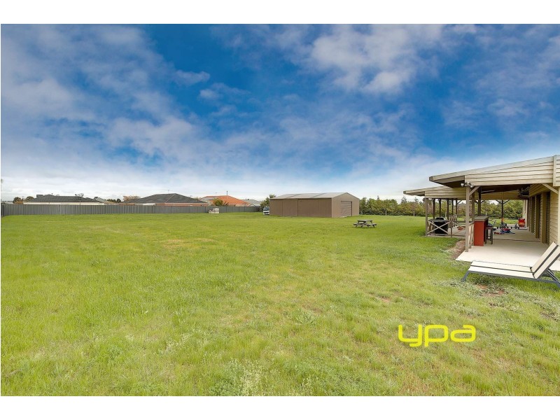 20 Laburnum Place, Hillside VIC 3037