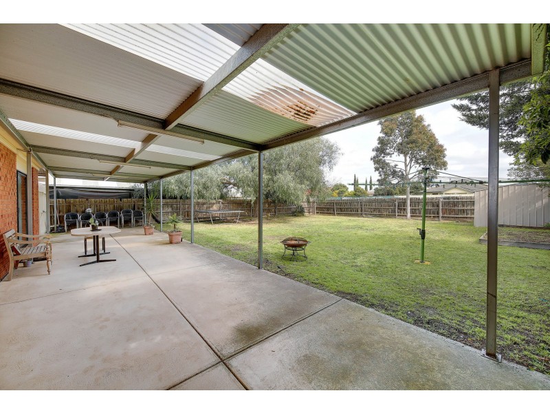 5 Cynthia Court, Hillside VIC 3037