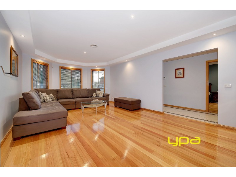 13 Ondella Way, Sydenham VIC 3037