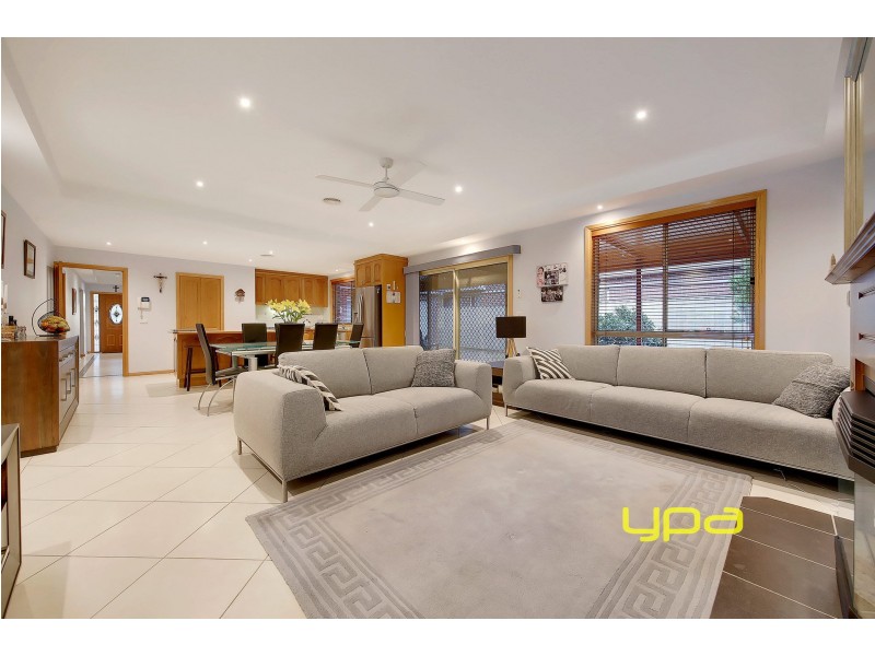 13 Ondella Way, Sydenham VIC 3037