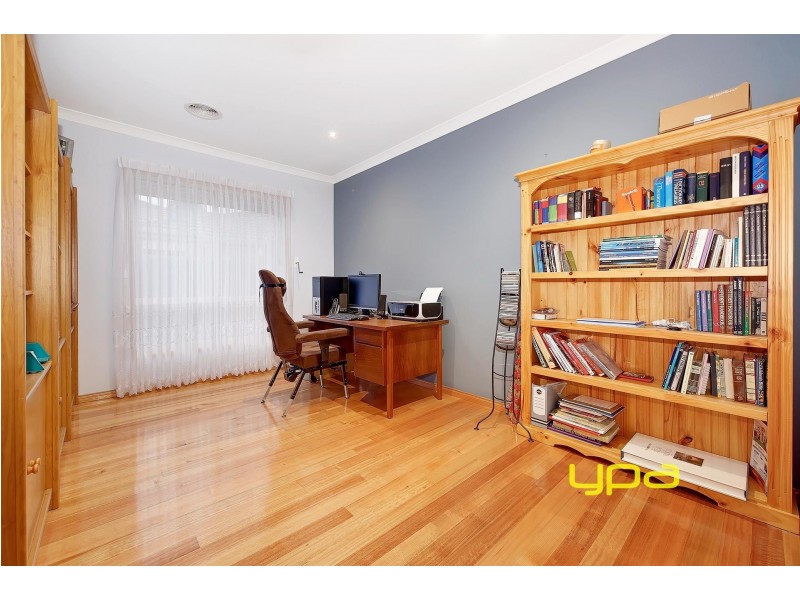 13 Ondella Way, Sydenham VIC 3037