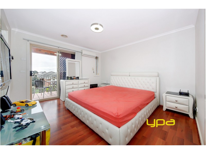 12 The Glades, Taylors Hill VIC 3037