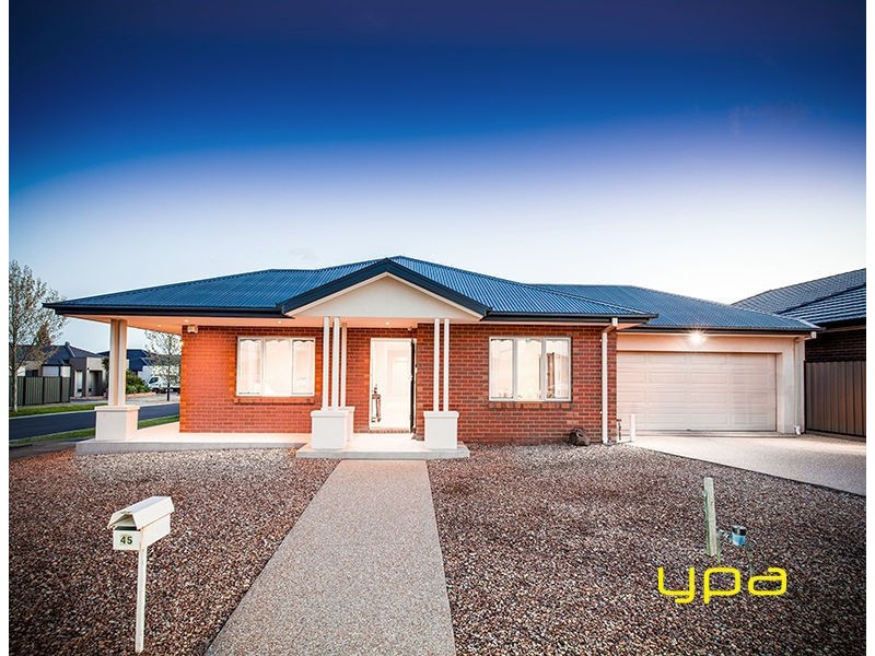 45 Domain Drive, Hillside VIC 3037