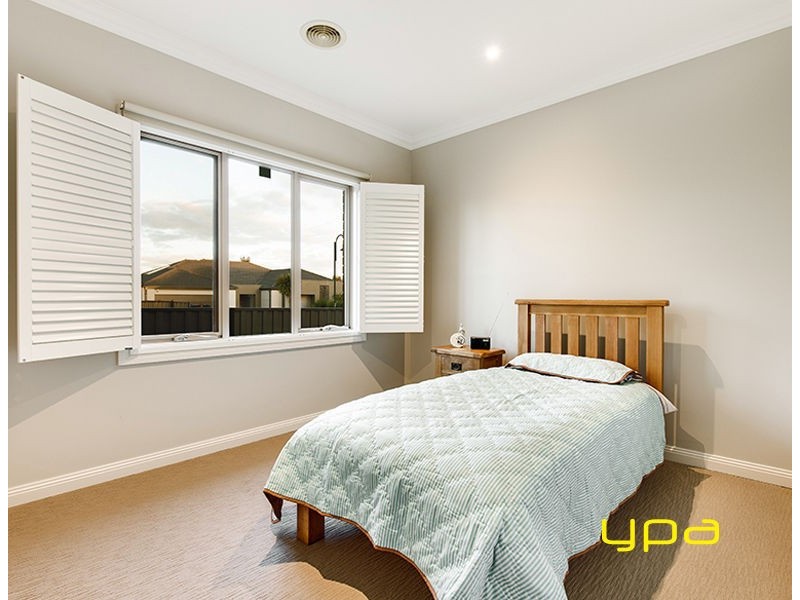 45 Domain Drive, Hillside VIC 3037