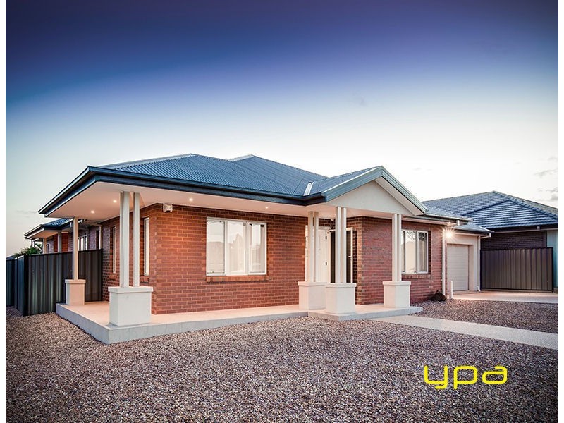 45 Domain Drive, Hillside VIC 3037