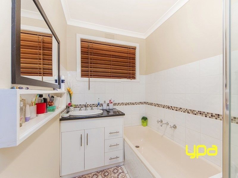 6 Billingham Road, Deer Park VIC 3023