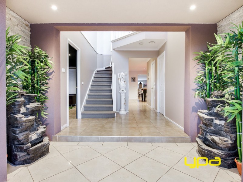 38 Sugar Gum Drive, Hillside VIC 3037