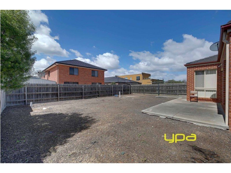 31 Willowood Court, Taylors Hill VIC 3037