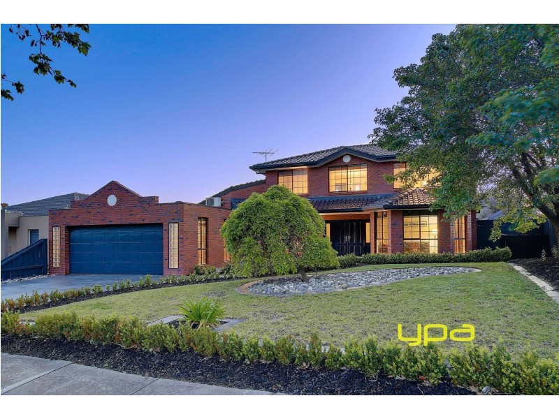 9 Royal Crescent, Hillside VIC 3037