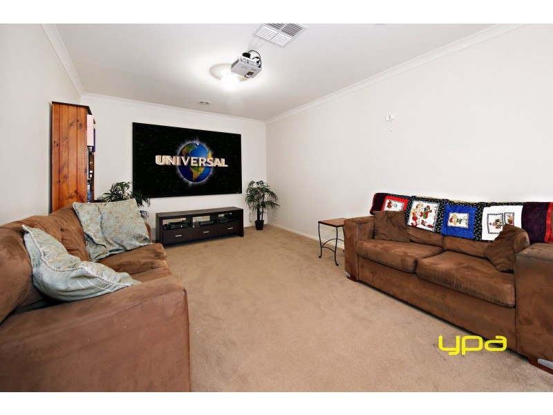 22 George Street, Taylors Hill VIC 3037