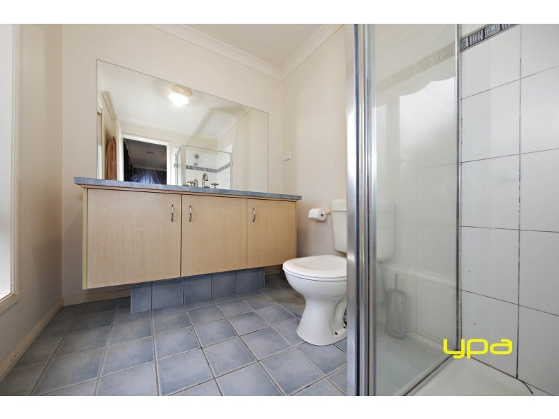 22 George Street, Taylors Hill VIC 3037