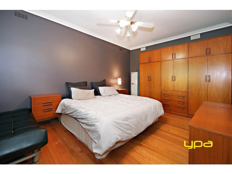 7 Cobham Street, St Albans VIC 3021