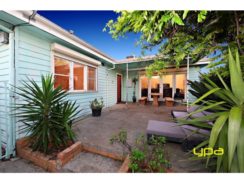 7 Cobham Street, St Albans VIC 3021