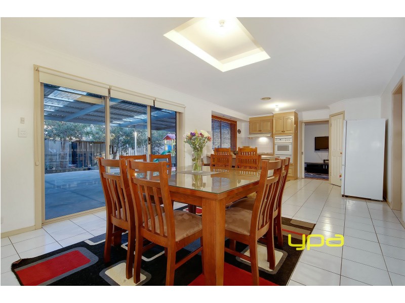 23 Eagle Terrace, Taylors Lakes VIC 3038