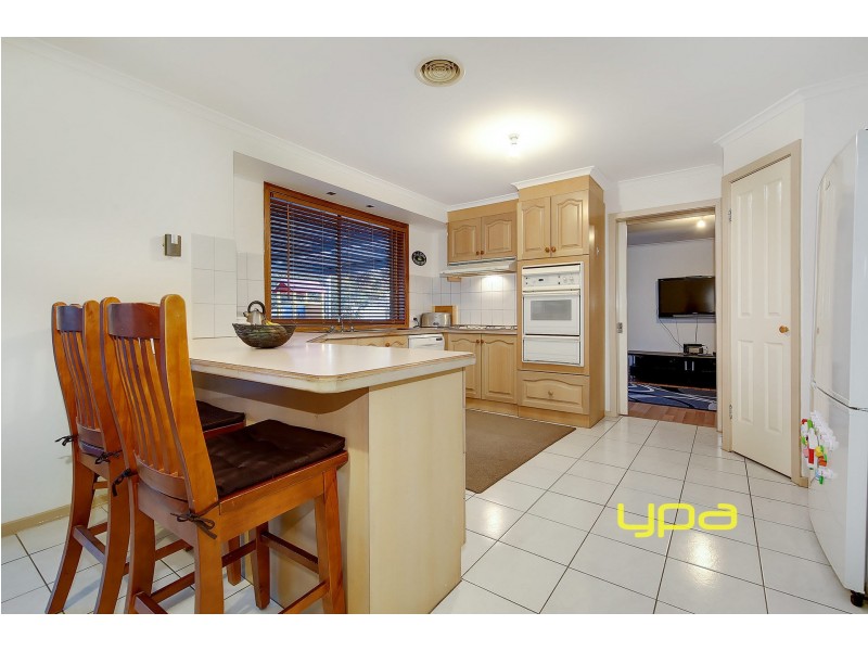 23 Eagle Terrace, Taylors Lakes VIC 3038