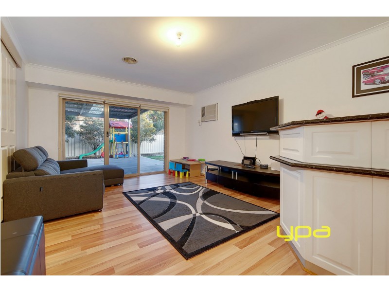 23 Eagle Terrace, Taylors Lakes VIC 3038