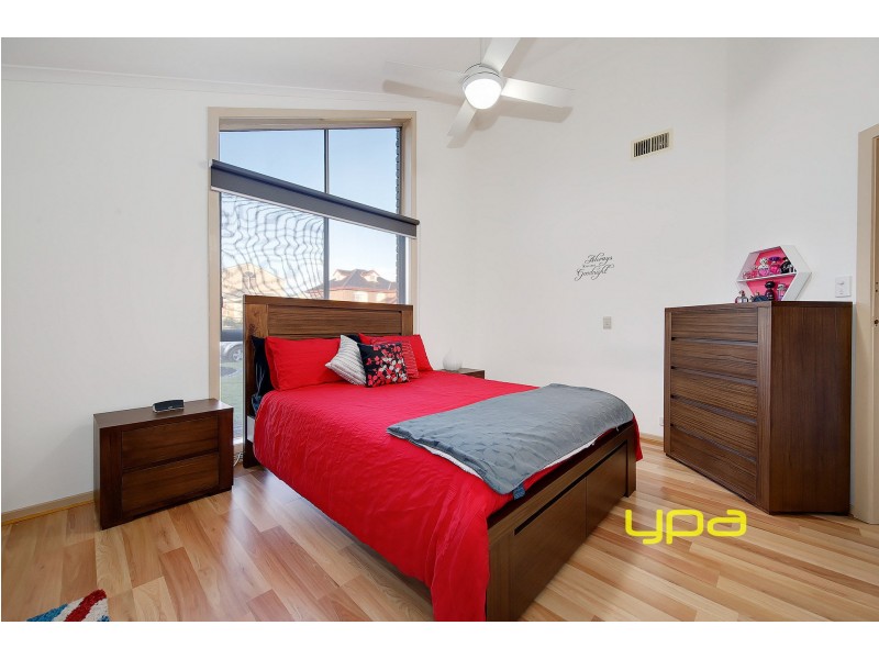 23 Eagle Terrace, Taylors Lakes VIC 3038