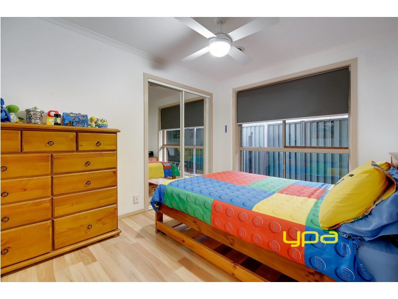 23 Eagle Terrace, Taylors Lakes VIC 3038